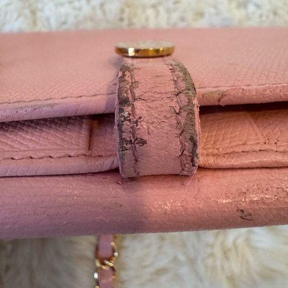 Chanel Coco Pink bifold WOC wallet on chain w Gold Accents & charm vintage - Picture 3 of 16